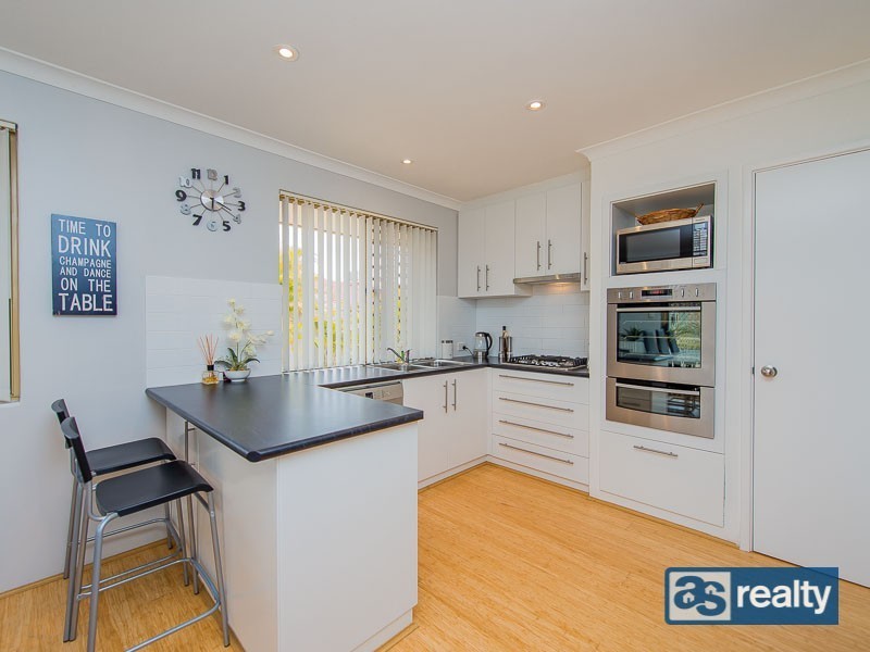 34 Littlemore Way, Eden Hill WA 6054