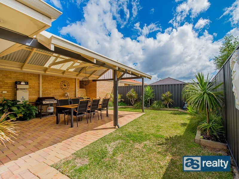34 Littlemore Way, Eden Hill WA 6054