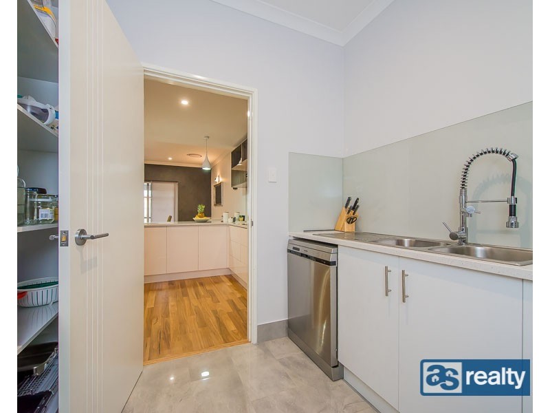 61a Embleton Ave, Embleton WA 6062