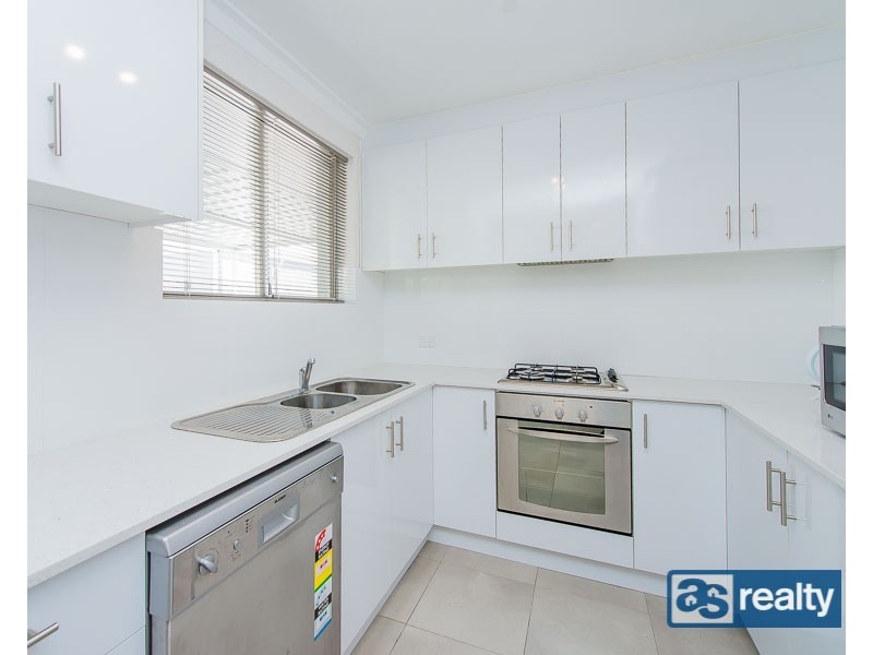 61 Embleton Avenue, Embleton WA 6062