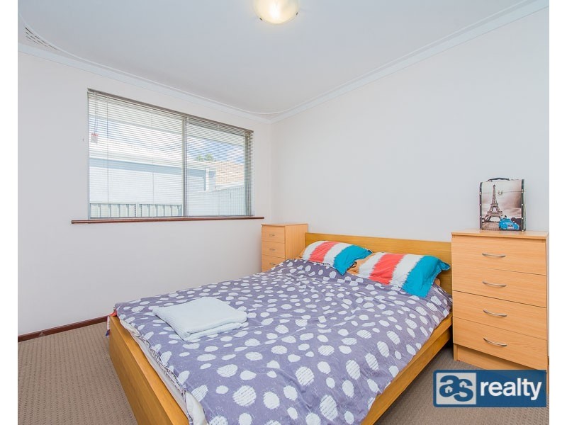 61 Embleton Avenue, Embleton WA 6062