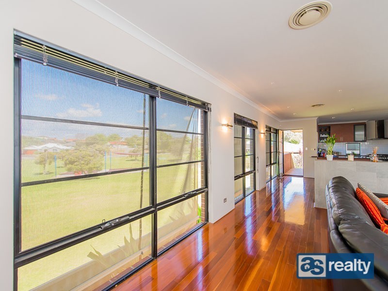 3/24 Bromley St, Embleton WA 6062