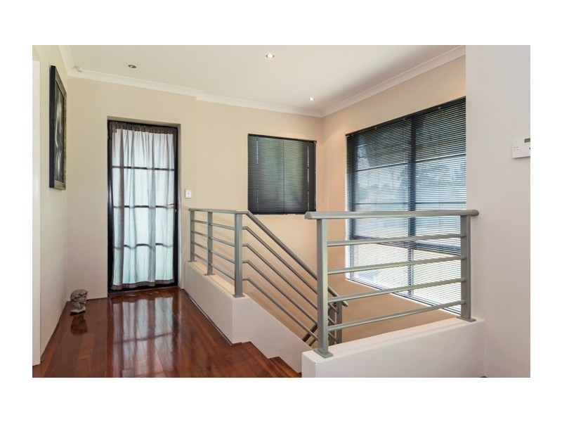 3/24 Bromley St, Embleton WA 6062