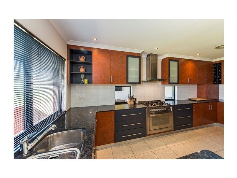 3/24 Bromley St, Embleton WA 6062