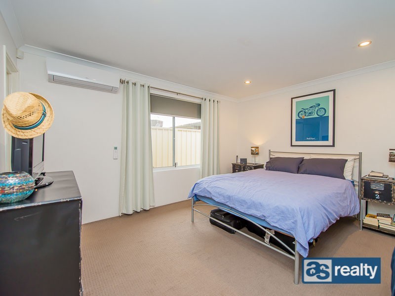 42 Broadway, Embleton WA 6062