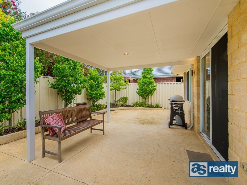 42 Broadway, Embleton WA 6062
