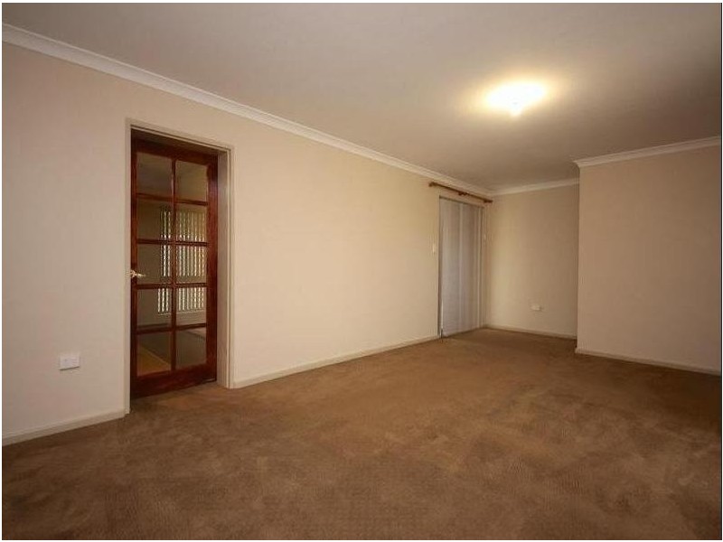 26 Scanlon Way, Lockridge WA 6054