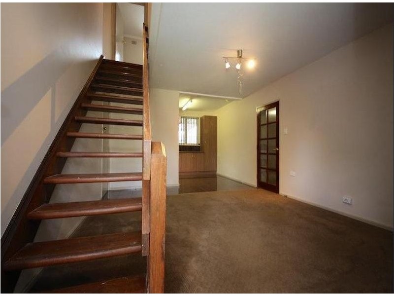 26 Scanlon Way, Lockridge WA 6054