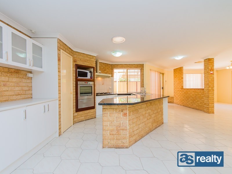 26 Sproxton Way, Embleton WA 6062
