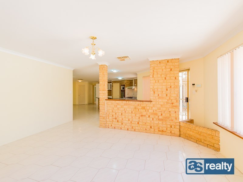 26 Sproxton Way, Embleton WA 6062