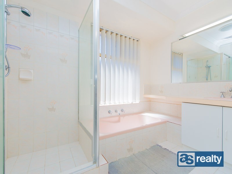 26 Sproxton Way, Embleton WA 6062