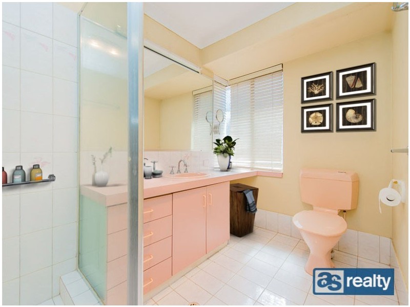 26 Sproxton Way, Embleton WA 6062