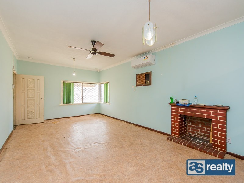 4 Sage Street, Embleton WA 6062