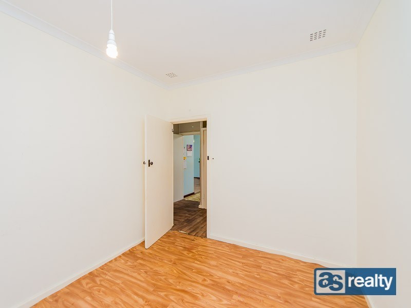 4 Sage Street, Embleton WA 6062