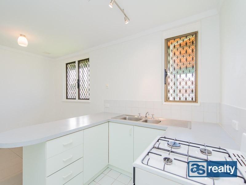 16 Scanlon Way, Lockridge WA 6054