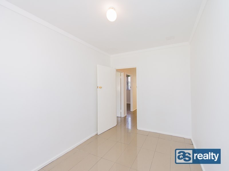 16 Scanlon Way, Lockridge WA 6054