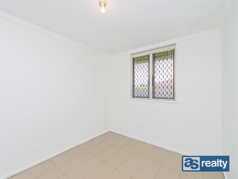 16 Scanlon Way, Lockridge WA 6054