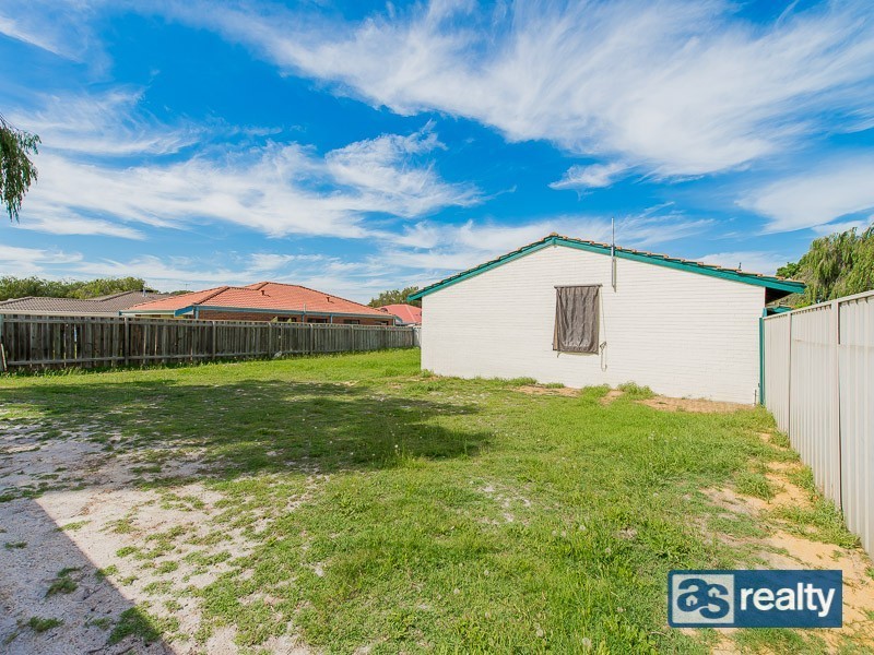 16 Scanlon Way, Lockridge WA 6054