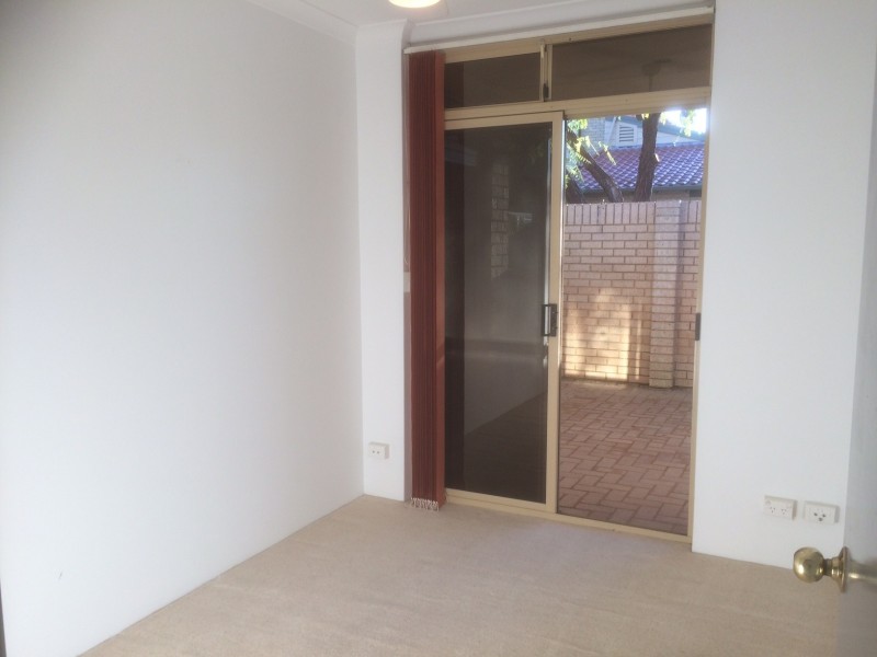 10/2 Railton Place, Dianella WA 6059