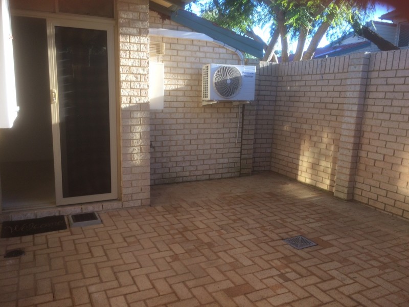 10/2 Railton Place, Dianella WA 6059