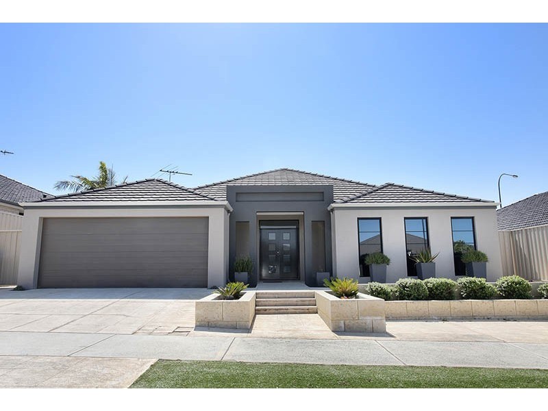 4 Fennel Rise, Darch WA 6065