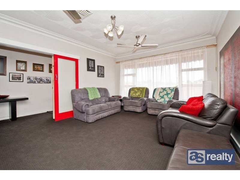 95 Collier Road, Embleton WA 6062