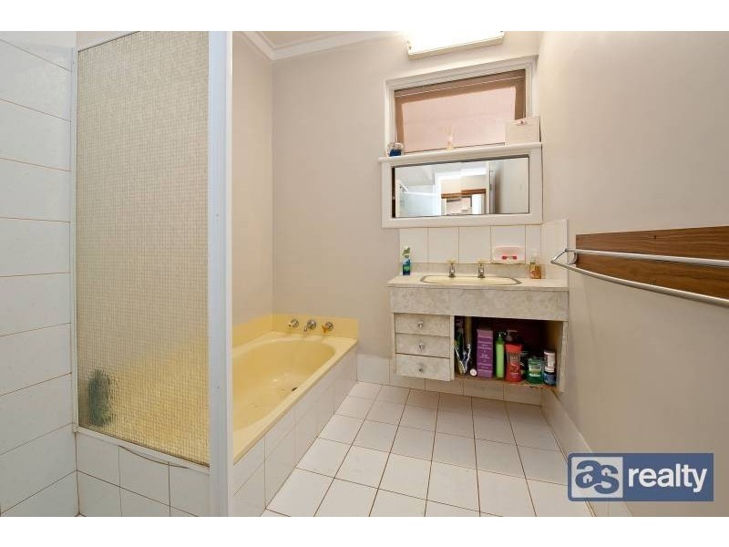 95 Collier Road, Embleton WA 6062