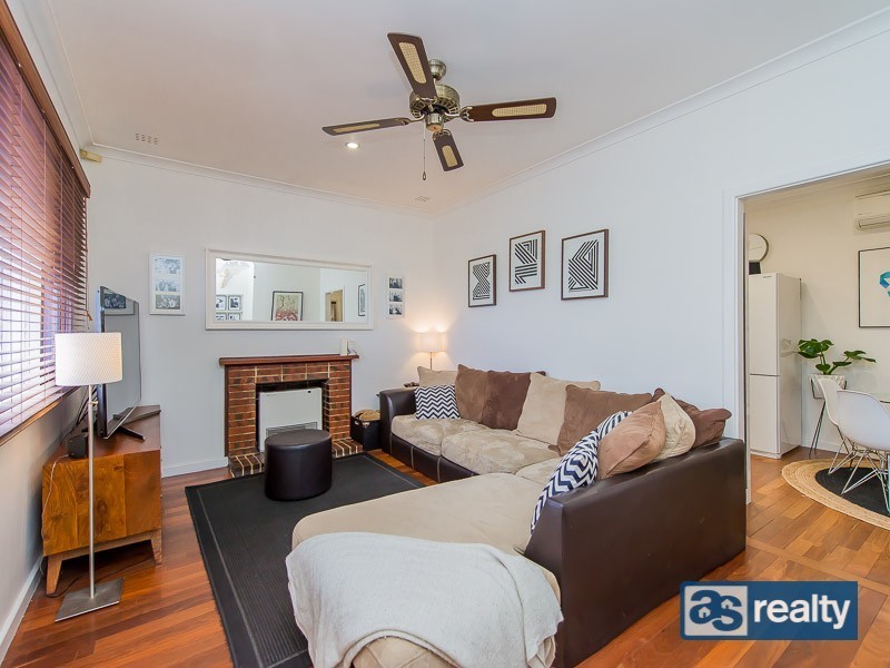 34 Priestley Street, Embleton WA 6062