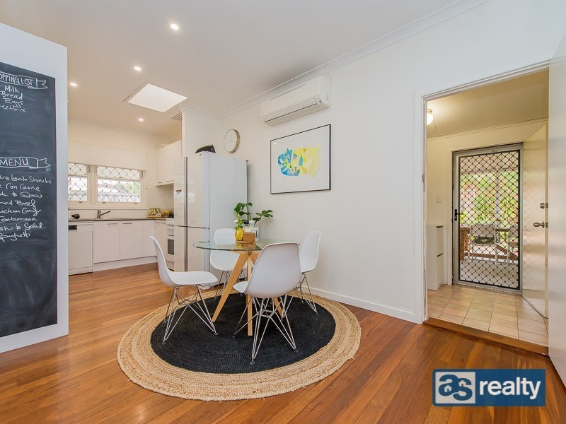 34 Priestley Street, Embleton WA 6062