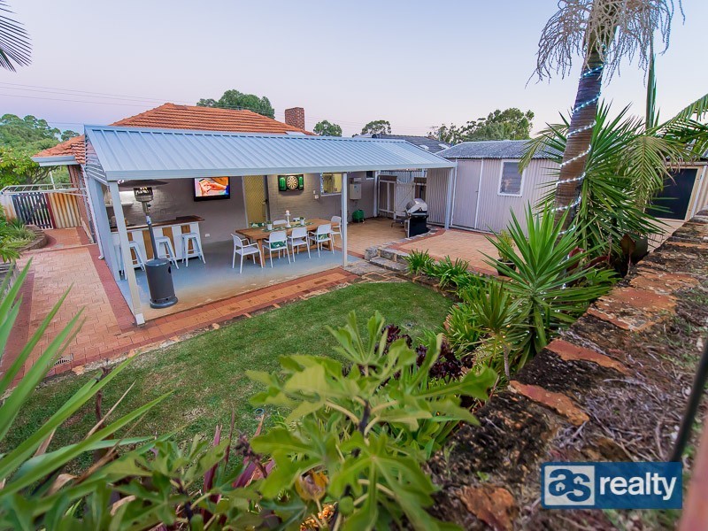 34 Priestley Street, Embleton WA 6062