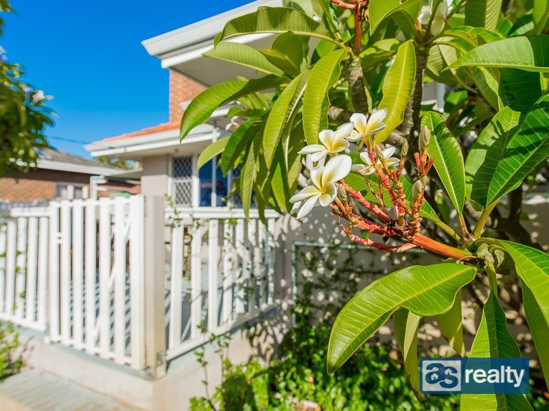 34 Priestley Street, Embleton WA 6062