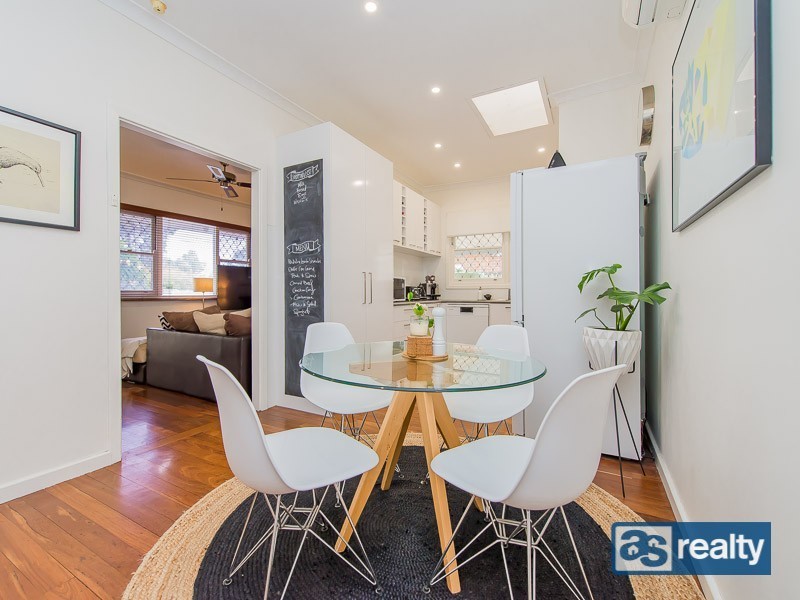 34 Priestley Street, Embleton WA 6062