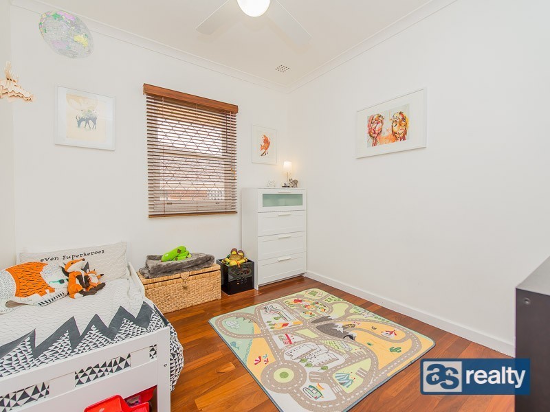 34 Priestley Street, Embleton WA 6062