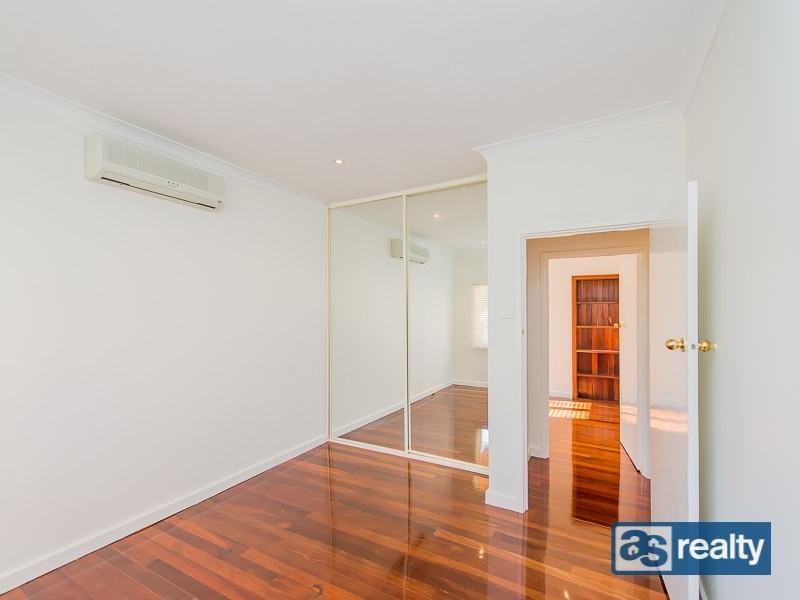 11 Priestley, Embleton WA 6062