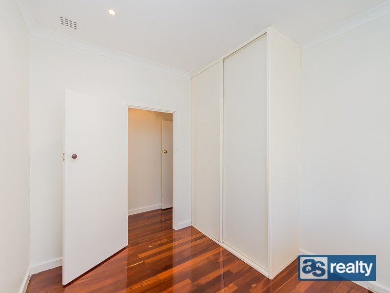 11 Priestley, Embleton WA 6062