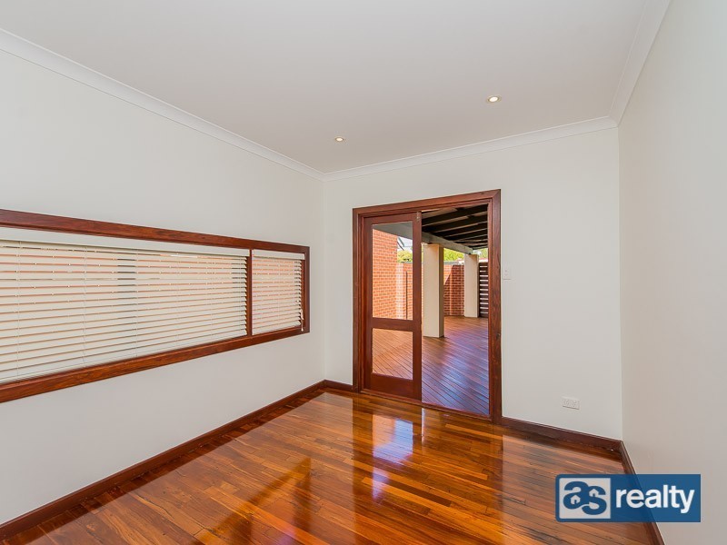 11 Priestley, Embleton WA 6062