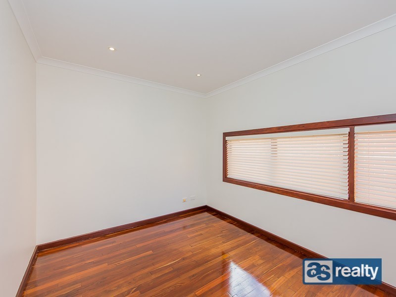 11 Priestley, Embleton WA 6062