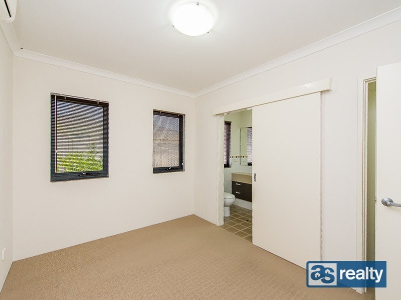 17B Loughton Way, Balga WA 6061