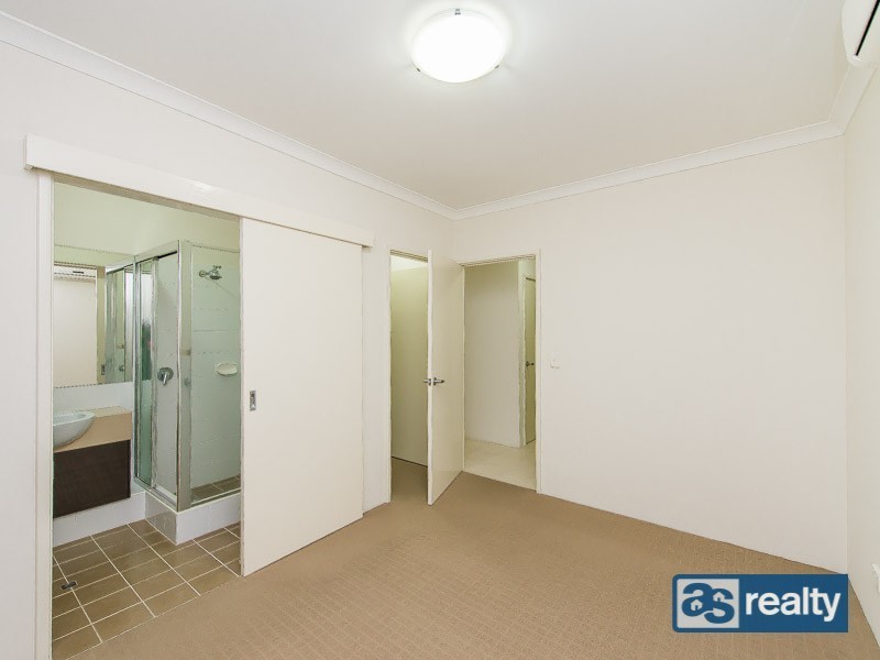 17B Loughton Way, Balga WA 6061