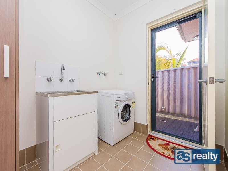 17B Loughton Way, Balga WA 6061