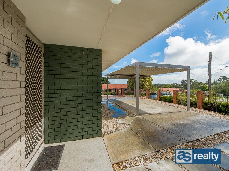 20V Roxwell Way, Girrawheen WA 6064