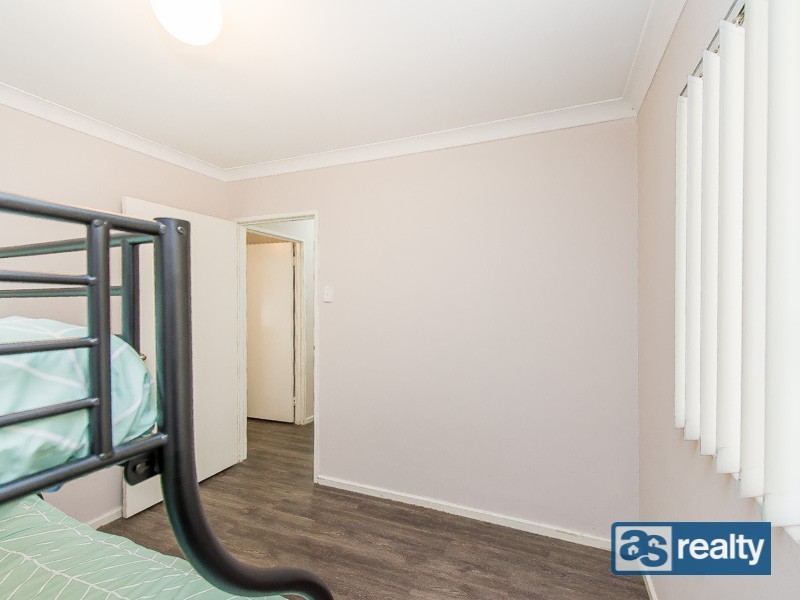 20V Roxwell Way, Girrawheen WA 6064