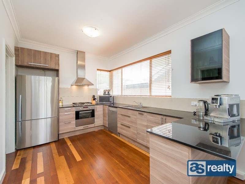 25A Rothbury Road, Embleton WA 6062