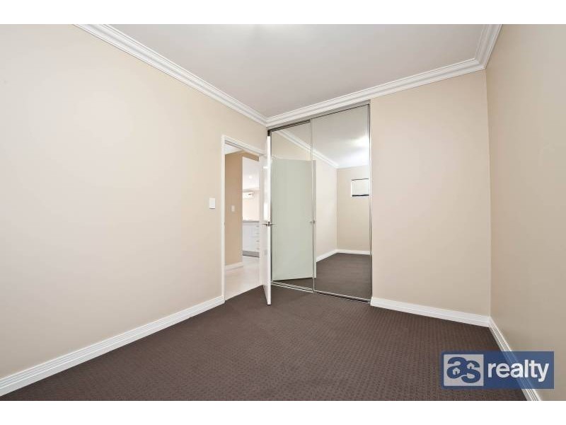 39 Clavering Road, Bayswater WA 6053
