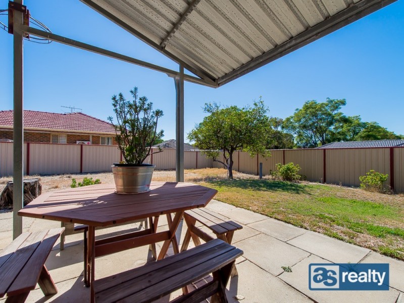 1 Lindley Street, Embleton WA 6062