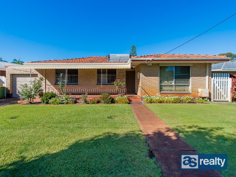 220 Broun Avenue, Embleton WA 6062