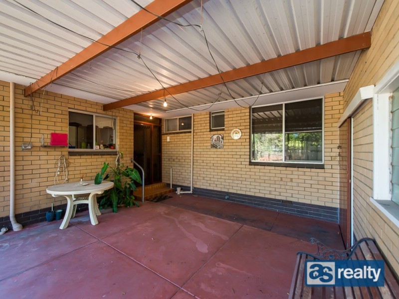220 Broun Avenue, Embleton WA 6062