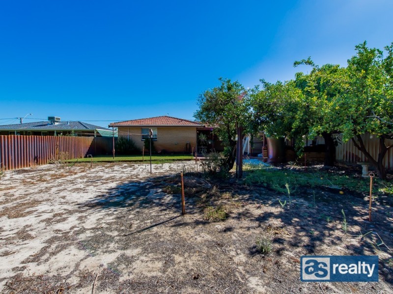 220 Broun Avenue, Embleton WA 6062