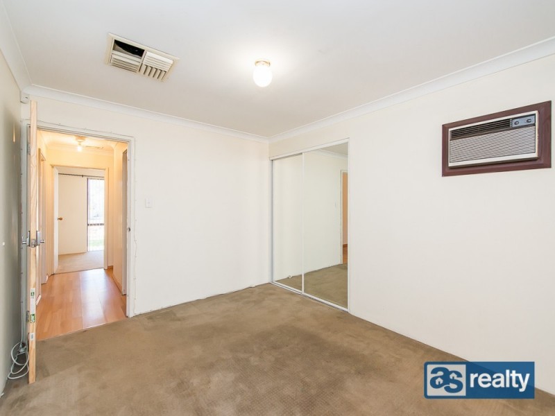 33 Grande Way, Beechboro WA 6063