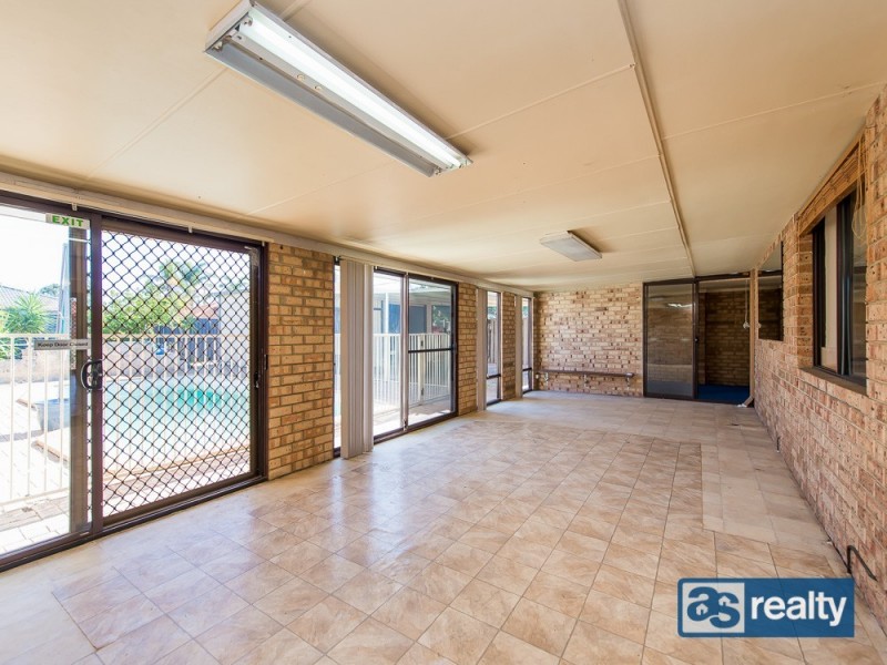 33 Grande Way, Beechboro WA 6063